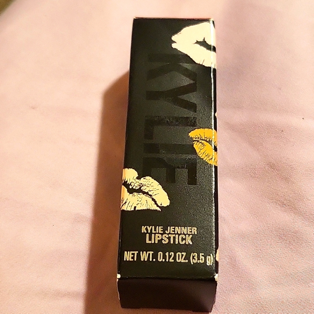 Kylie Jenner lipstick 💄